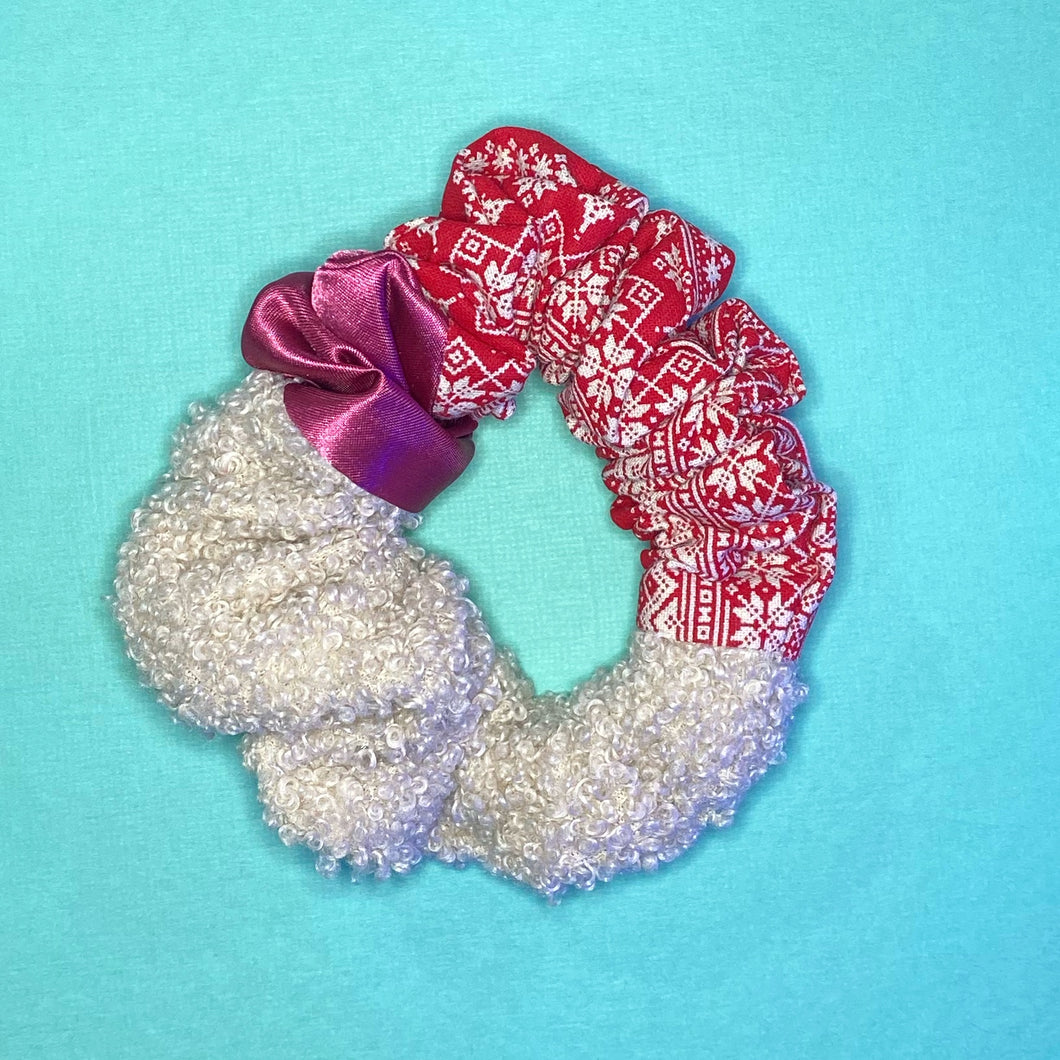 Teddy Bear Christmas Regular Scrunchie