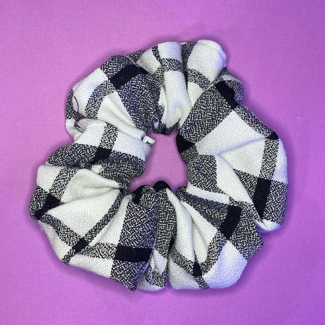 Black Gingham Regular Scrunchie